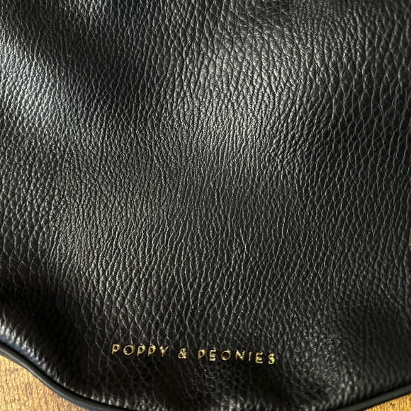 Poppy & Peonies Black Eclipse Crossbody Bag - Picture 4 of 8